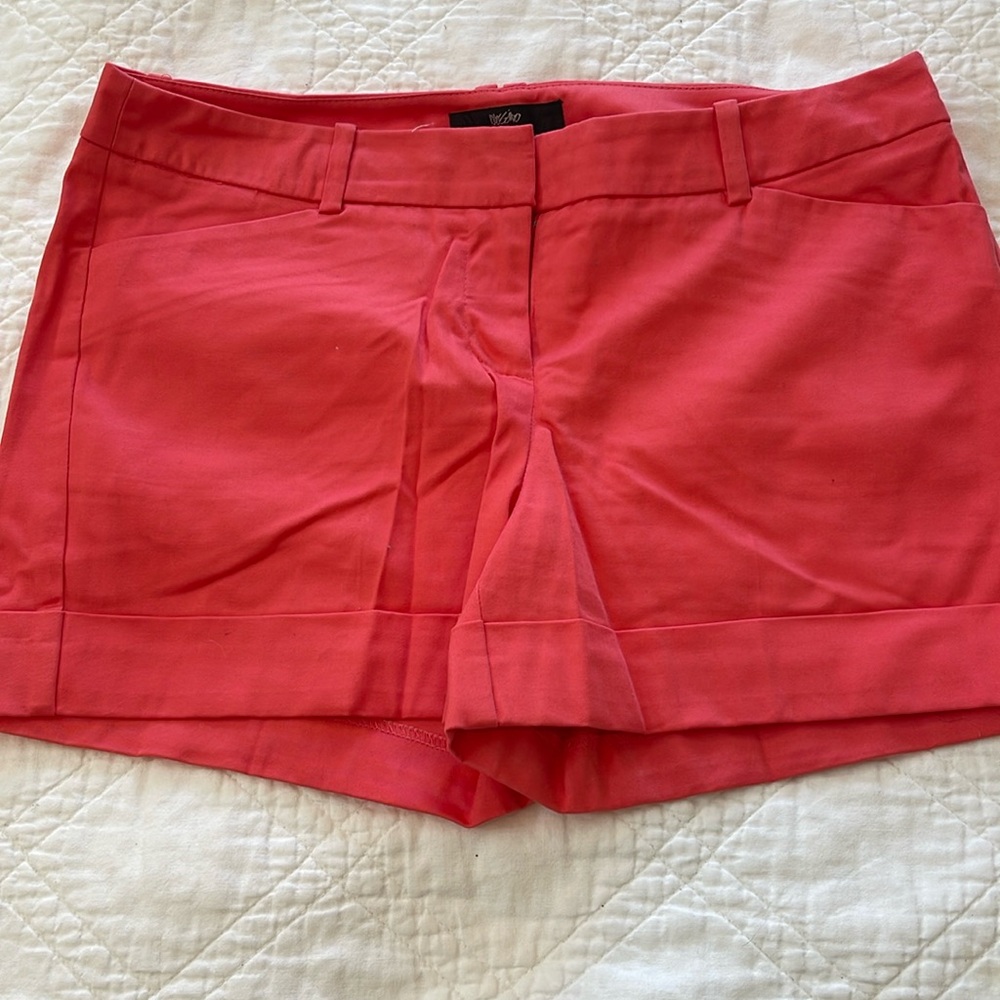 Women’s coral dress shorts